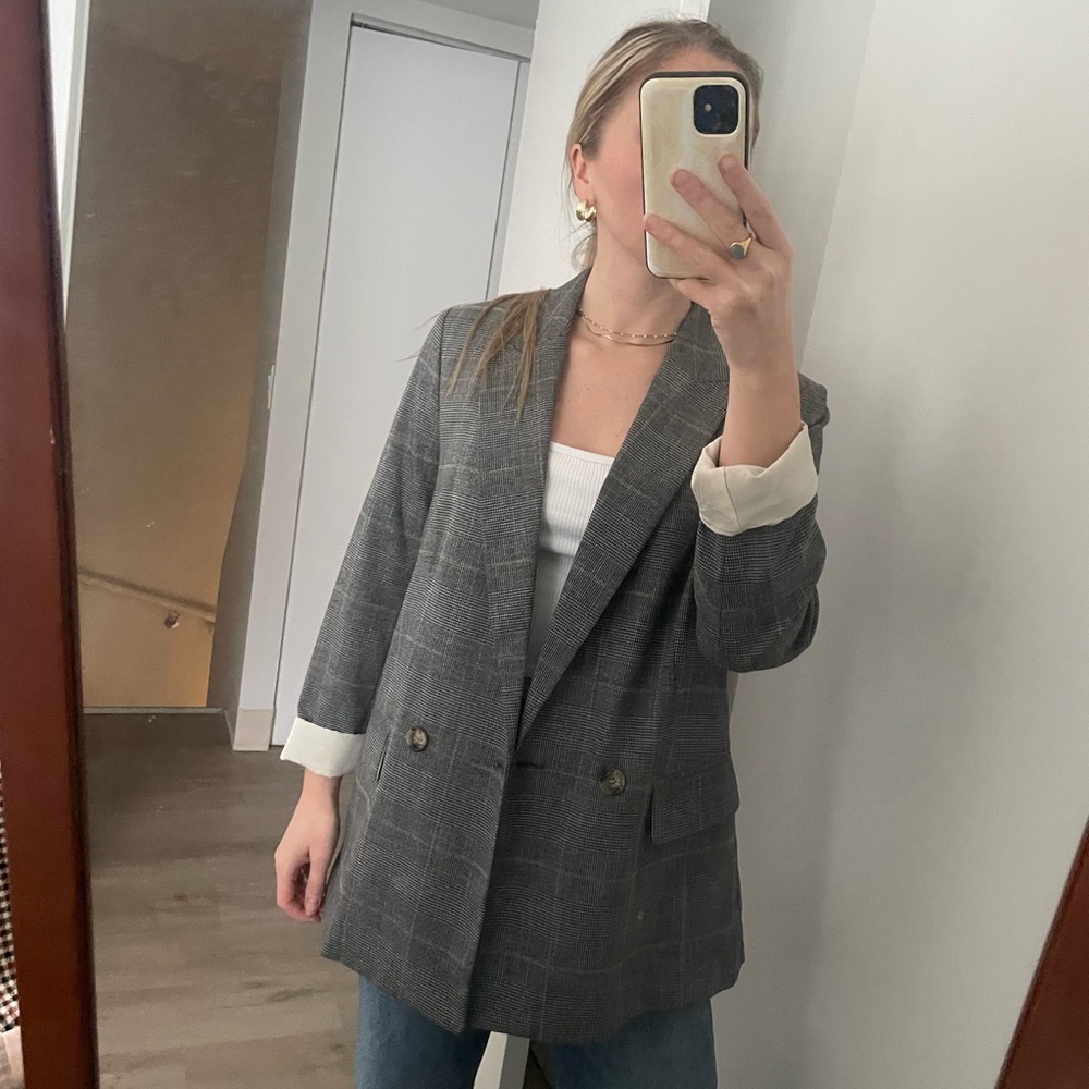 H&M Gray Plaid Double-Breasted Blazer with Cream Lining - Picture 3 of 5